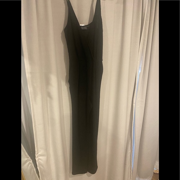 NWOT ASTR THE LABEL BLACK SPARKLY JUMPSUIT Med - Picture 3 of 5